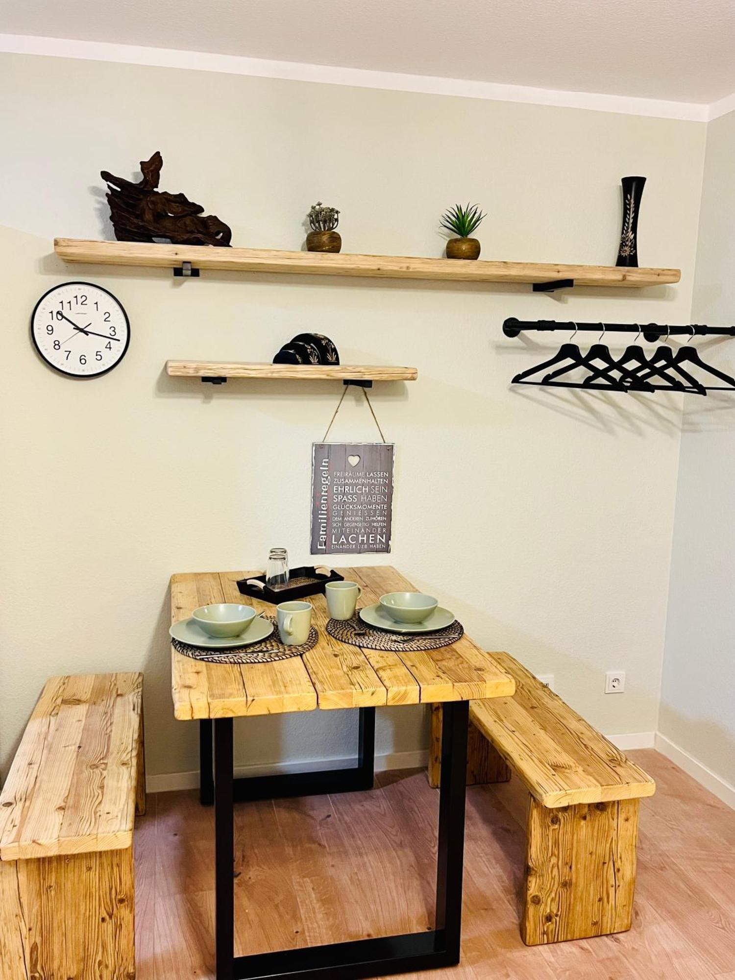 Studio An Der Elbe Mit Balkon, Kueche Und Netflix Dresda Exterior foto